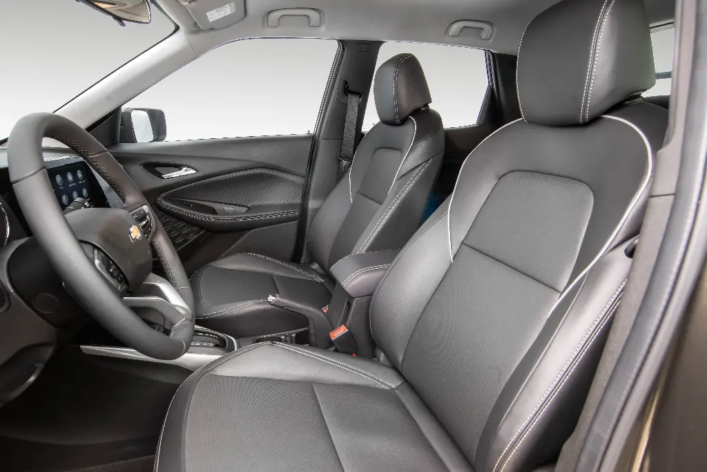 Montana LTZ Turbo 1.2 AT Interior copiar.webp