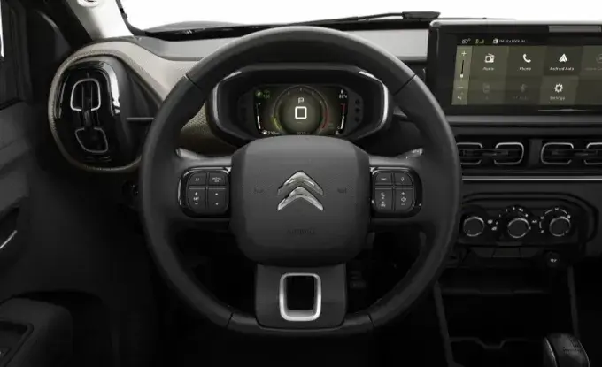 Citroen C3 Aircrosss Shine 200 Turbo AT 7lug interior.webp