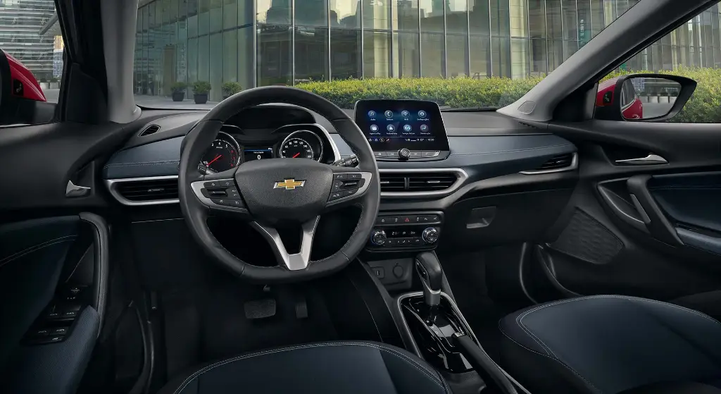 Tracker Premier AT 1.2 Turbo Interior - SUV .webp